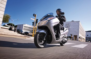 Honda NSS 300 Forza 2015 - Bild 13 Honda NSS 300 Forza 2015 - Bild 13