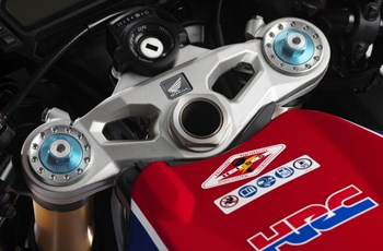 Honda CBR1000RR Fireblade SP 2015 - Bild 13