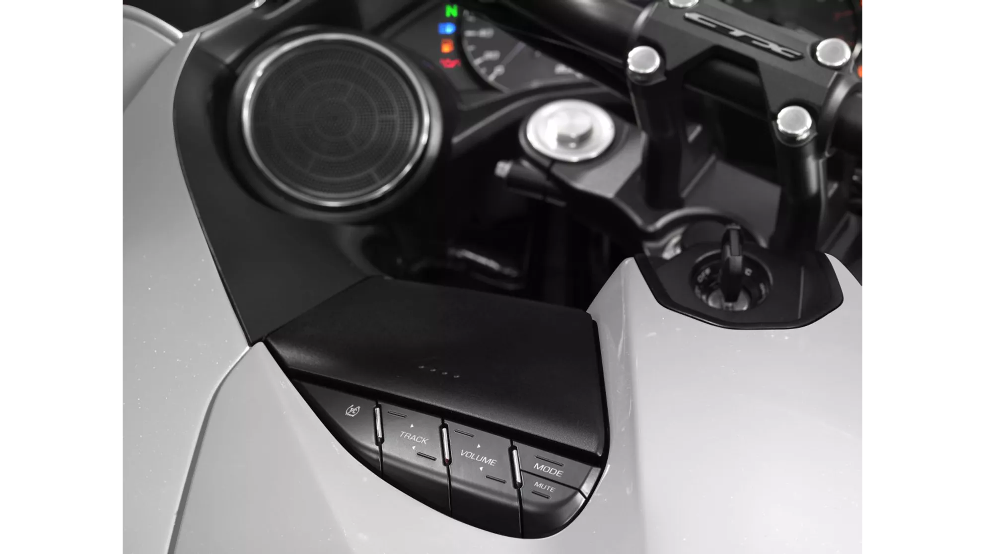 Honda CTX 1300 - Image 5 Honda CTX 1300 - Image 5