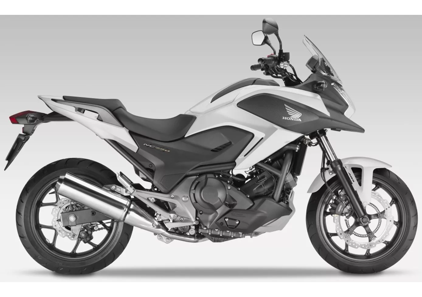 Honda NC750X 2015