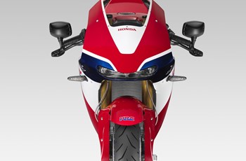 Honda RC 213 V-S 2015 - Bild 10 Honda RC 213 V-S 2015 - Bild 10