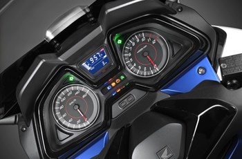 Honda Forza 125 2015 - Bild 20 Honda Forza 125 2015 - Bild 20