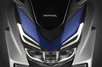 Honda Forza 125 2015 - Bild 23 Honda Forza 125 2015 - Bild 23