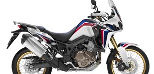 Honda CRF1000L Africa Twin 2015 vs Yamaha MT-10 2022