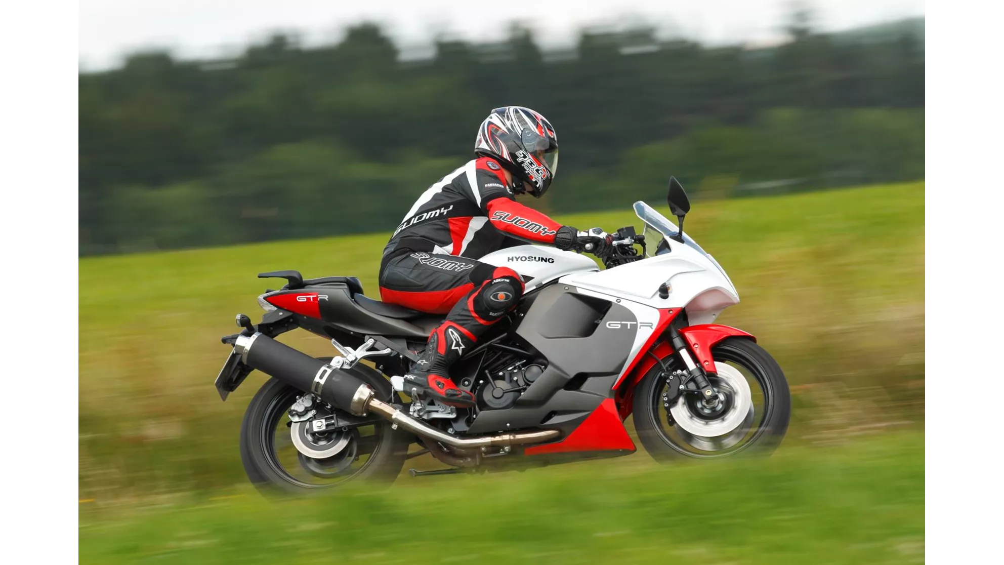 Hyosung GT 650iR Sport - Image 4 Hyosung GT 650iR Sport - Image 4