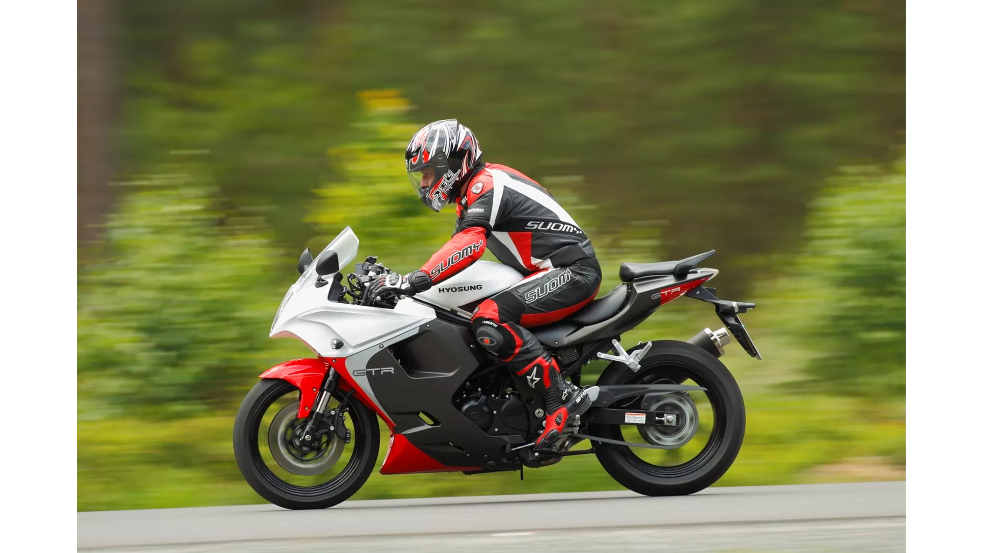 Hyosung GT 650iR Sport - Image 8 Hyosung GT 650iR Sport - Image 8