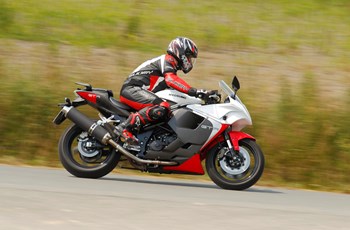 Hyosung GT 650iR Sport 2015 - Bild 11