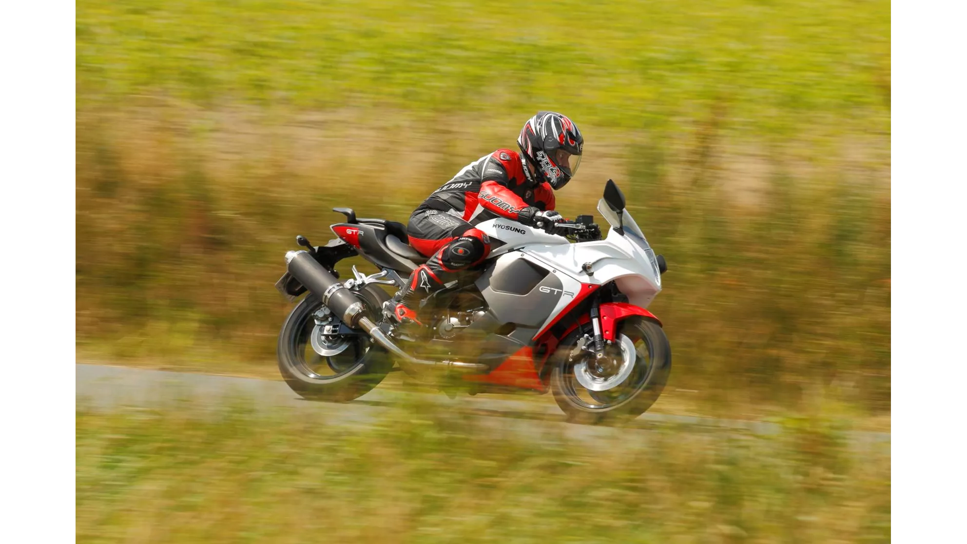 Hyosung GT 650iR Sport - Image 10 Hyosung GT 650iR Sport - Image 10