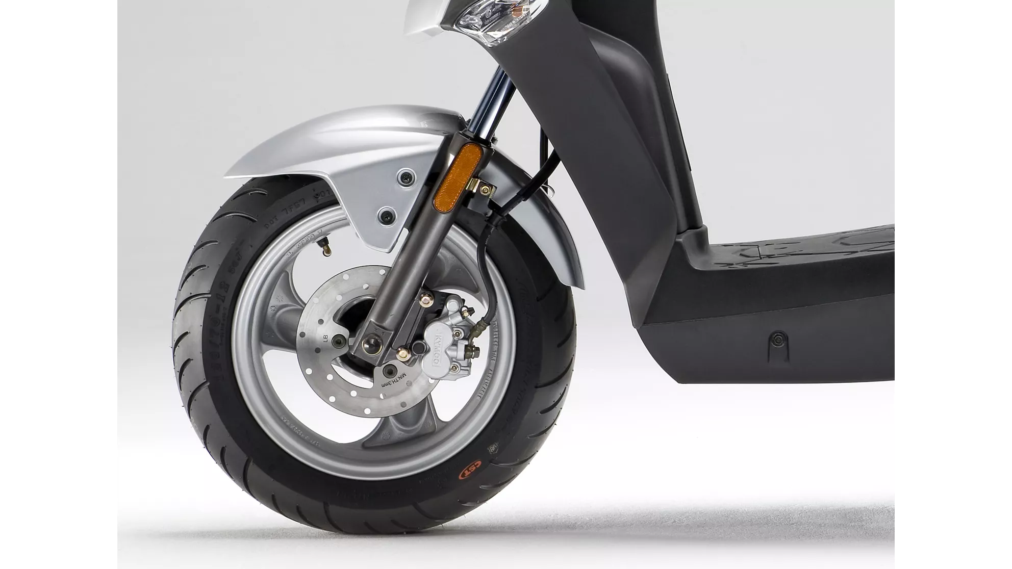 Kymco Agility 50 - Image 5 Kymco Agility 50 - Image 5