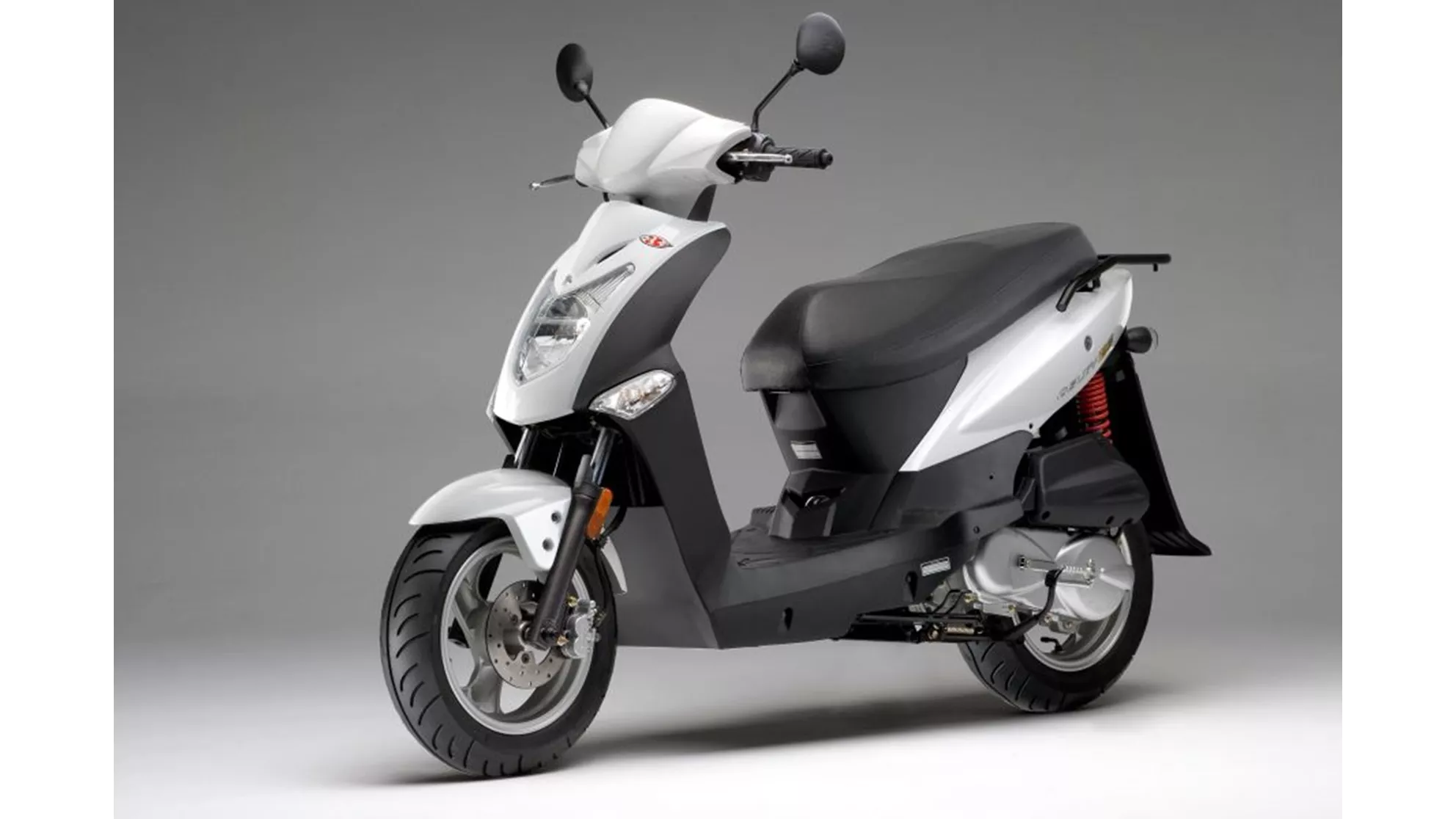Kymco Agility 125 - Image 3 Kymco Agility 125 - Image 3