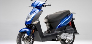 Kymco Agility 125 2015 vs Piaggio Liberty 125 2021