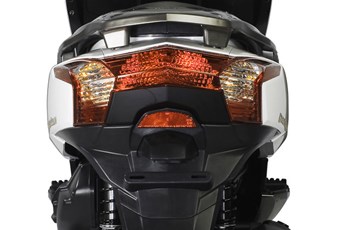 Kymco Downtown 125i 2015 - Bild 4 Kymco Downtown 125i 2015 - Bild 4