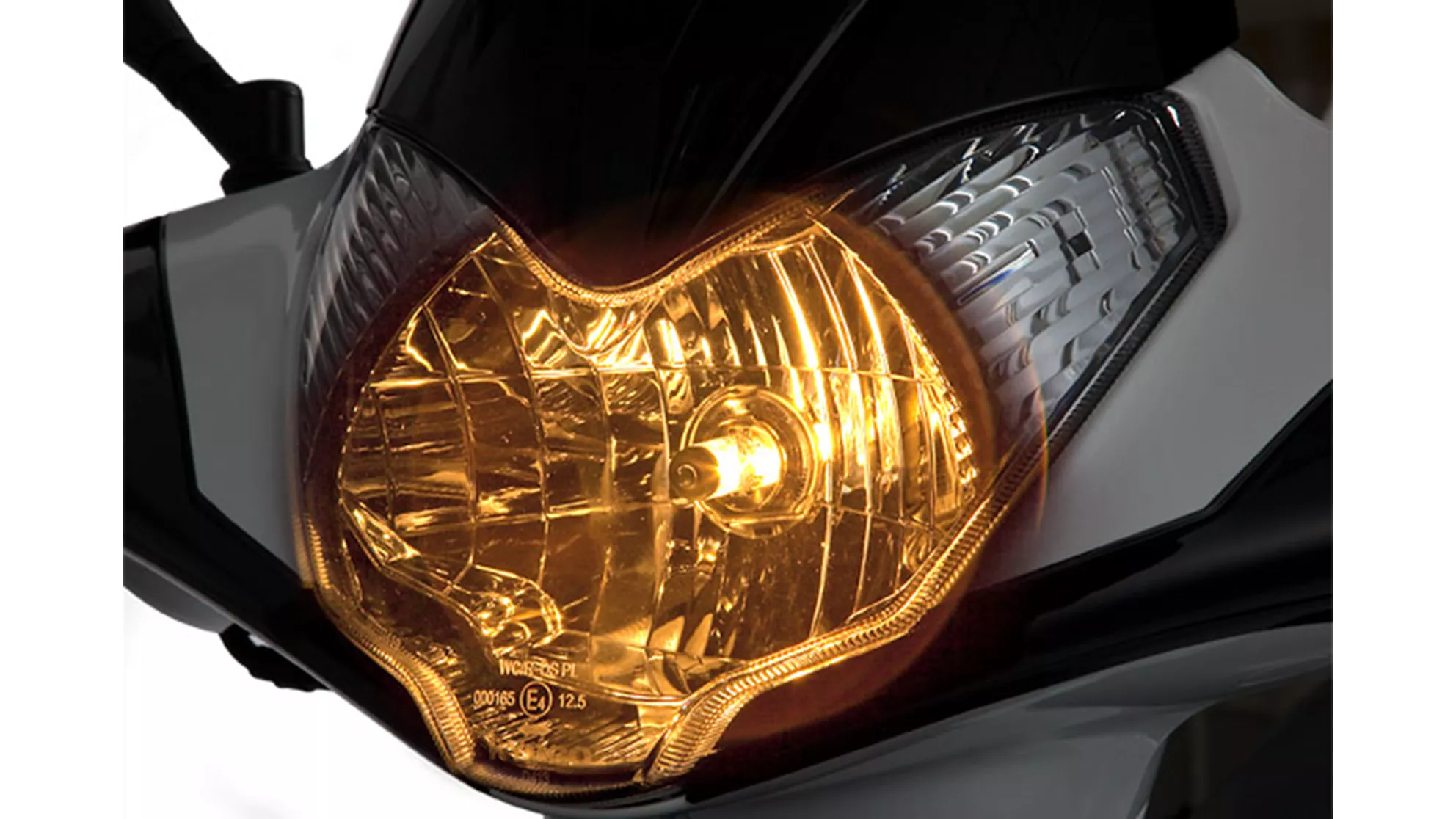 Kymco People GT 300i - Image 4 Kymco People GT 300i - Image 4