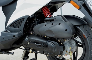 Kymco Agility RS Naked 50 2015 - Bild 7