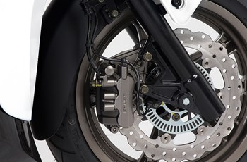 Kymco K-XCT 125i 2015 - Bild 8