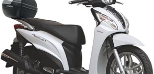 Kymco People One 125 2015 vs Honda SH125i 2022