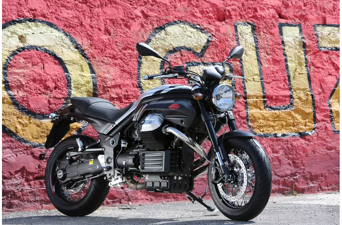 Moto Guzzi Griso 1200 8V Black Devil Moto Guzzi Griso 1200 8V Black Devil