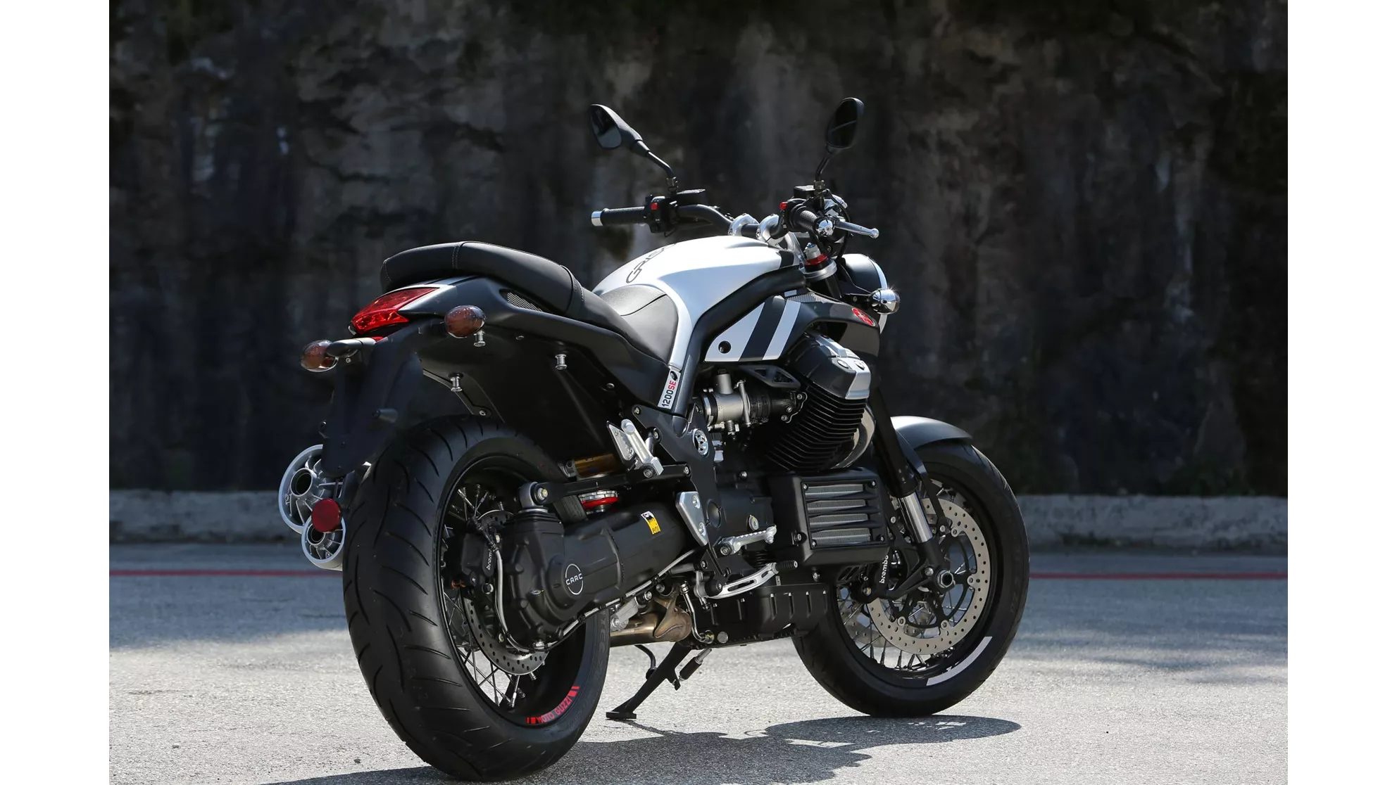 Moto Guzzi Griso 1200 8V Black Devil - Image 10 Moto Guzzi Griso 1200 8V Black Devil - Image 10