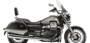 Moto Guzzi California 1400 Touring SE 2015 vs BMW R 18 B 2022