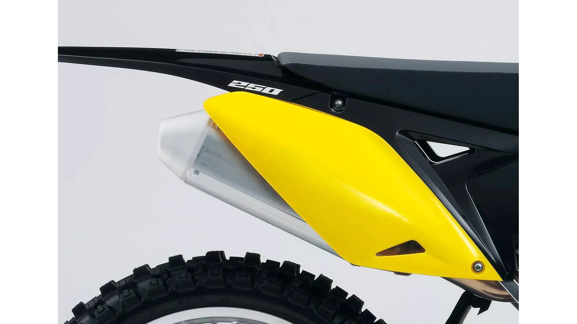 Suzuki RM-Z250 - Image 1 Suzuki RM-Z250 - Image 1