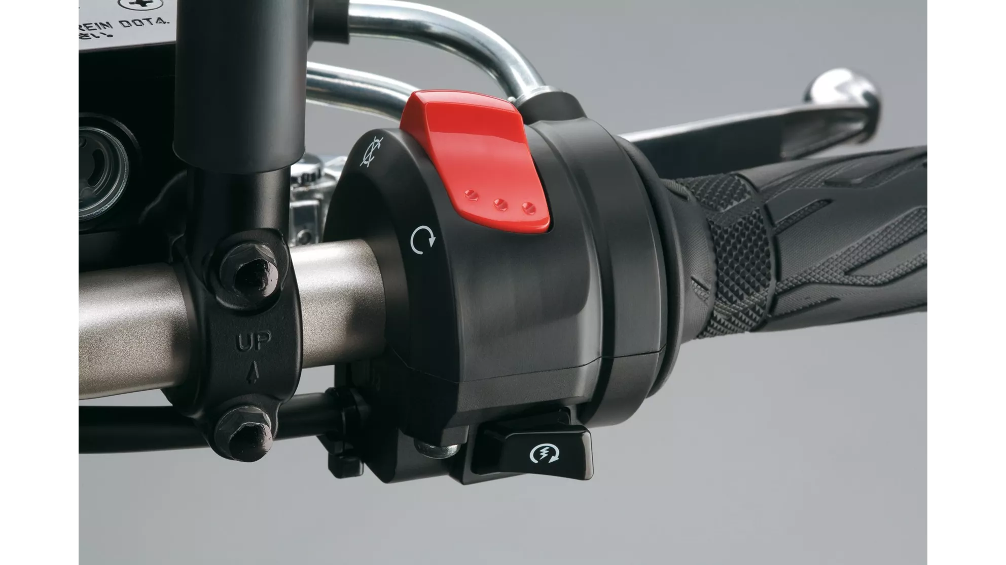 Suzuki V-Strom 650 - Image 13 Suzuki V-Strom 650 - Image 13