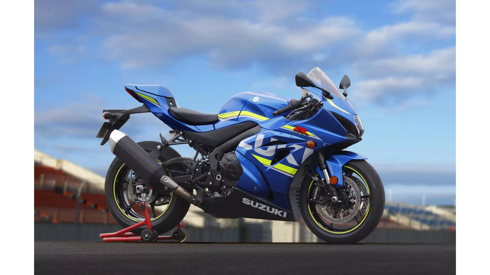 Suzuki GSX-R 1000 - Image 12 Suzuki GSX-R 1000 - Image 12