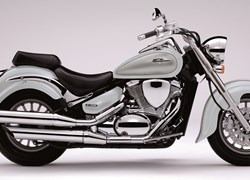 Suzuki Intruder C800C