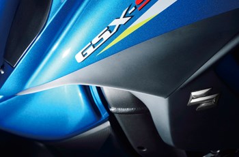Suzuki GSX-S1000F 2015 - Bild 7 Suzuki GSX-S1000F 2015 - Bild 7