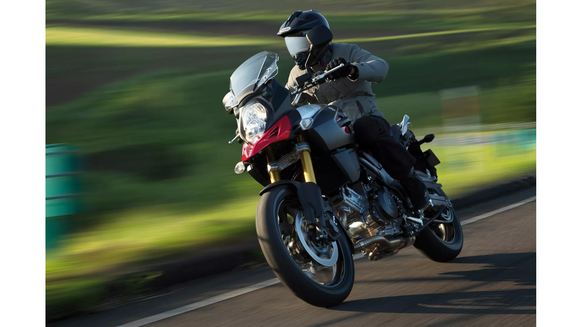 Suzuki V-Strom 1000 - Image 12 Suzuki V-Strom 1000 - Image 12