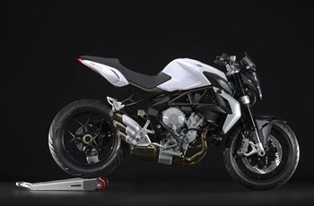 MV Agusta Brutale 675 2015 - Bild 2