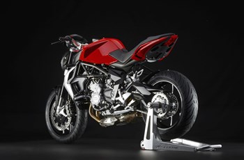 MV Agusta Brutale 675 2015 - Bild 11