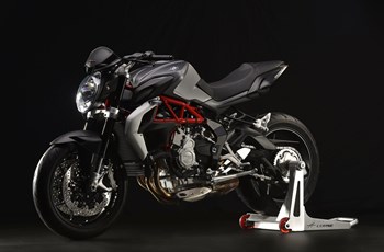 MV Agusta Brutale 800 2015 - Bild 4 MV Agusta Brutale 800 2015 - Bild 4