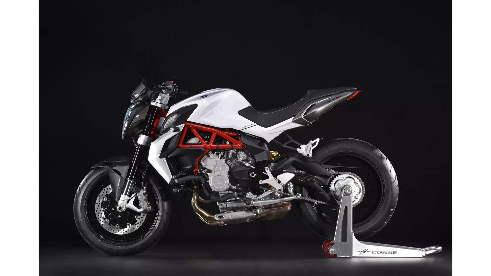 MV Agusta Brutale 800 - Image 5 MV Agusta Brutale 800 - Image 5