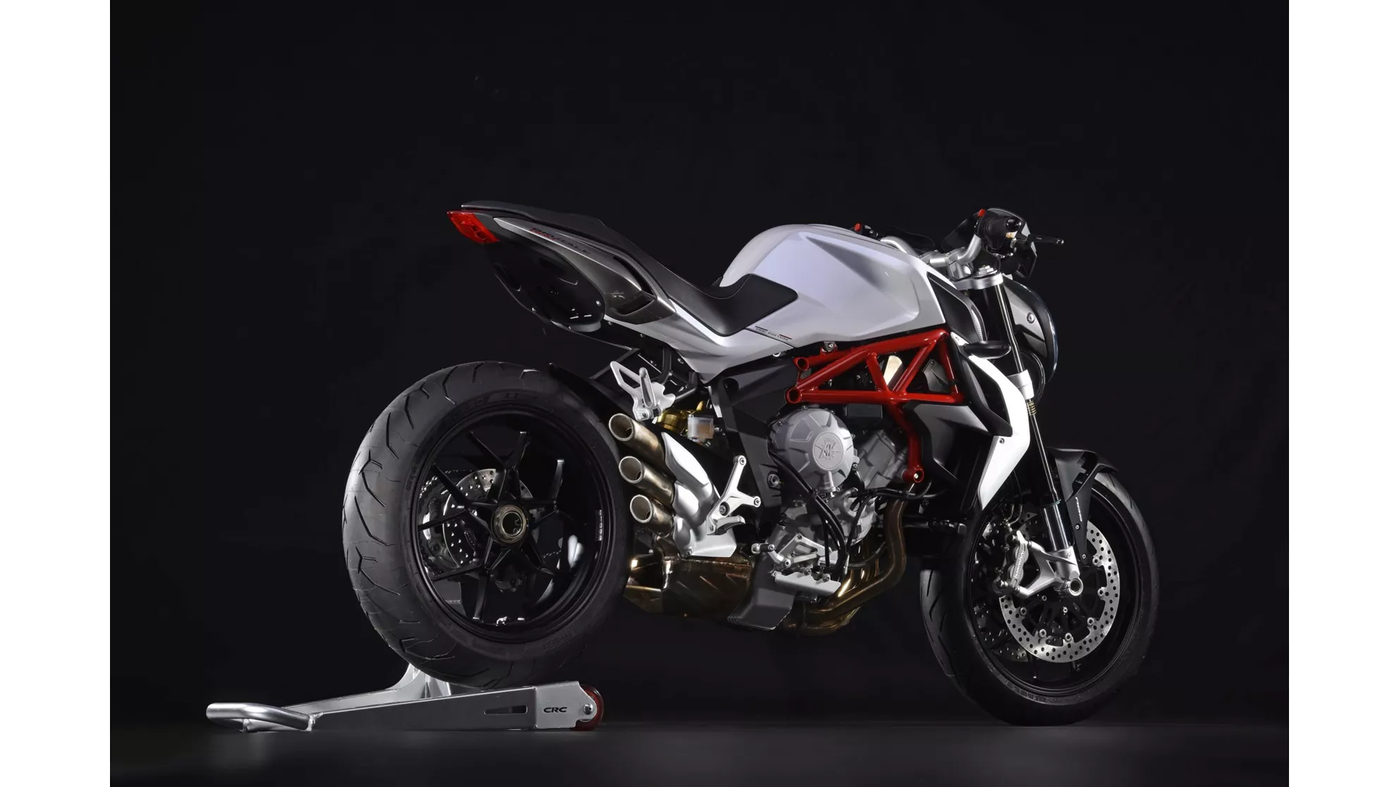 MV Agusta Brutale 800 - Image 6 MV Agusta Brutale 800 - Image 6