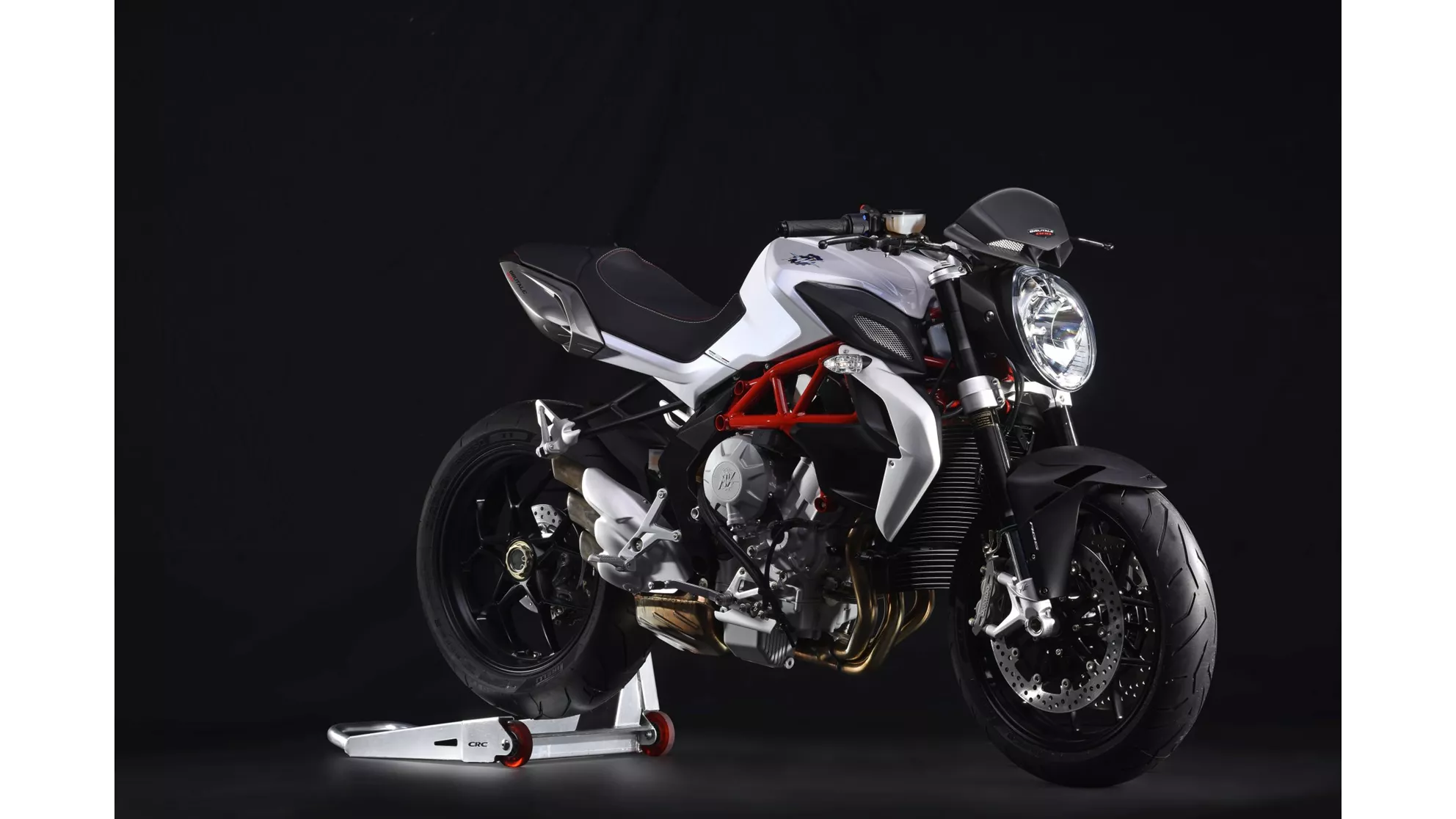 MV Agusta Brutale 800 - Image 8 MV Agusta Brutale 800 - Image 8