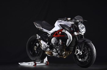 MV Agusta Brutale 800 2015 - Bild 10 MV Agusta Brutale 800 2015 - Bild 10