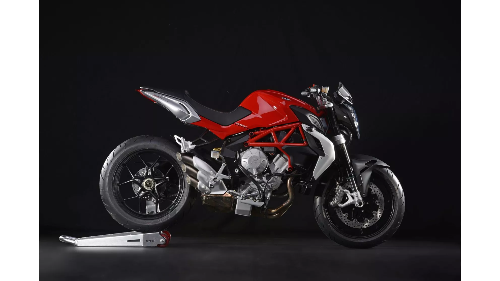 MV Agusta Brutale 800 - Image 10 MV Agusta Brutale 800 - Image 10