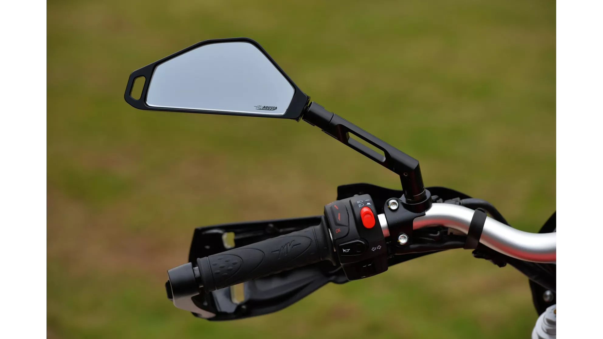 MV Agusta Rivale 800 - Image 14 MV Agusta Rivale 800 - Image 14