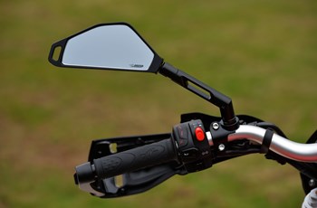 MV Agusta Rivale 800 2015 - Bild 16 MV Agusta Rivale 800 2015 - Bild 16