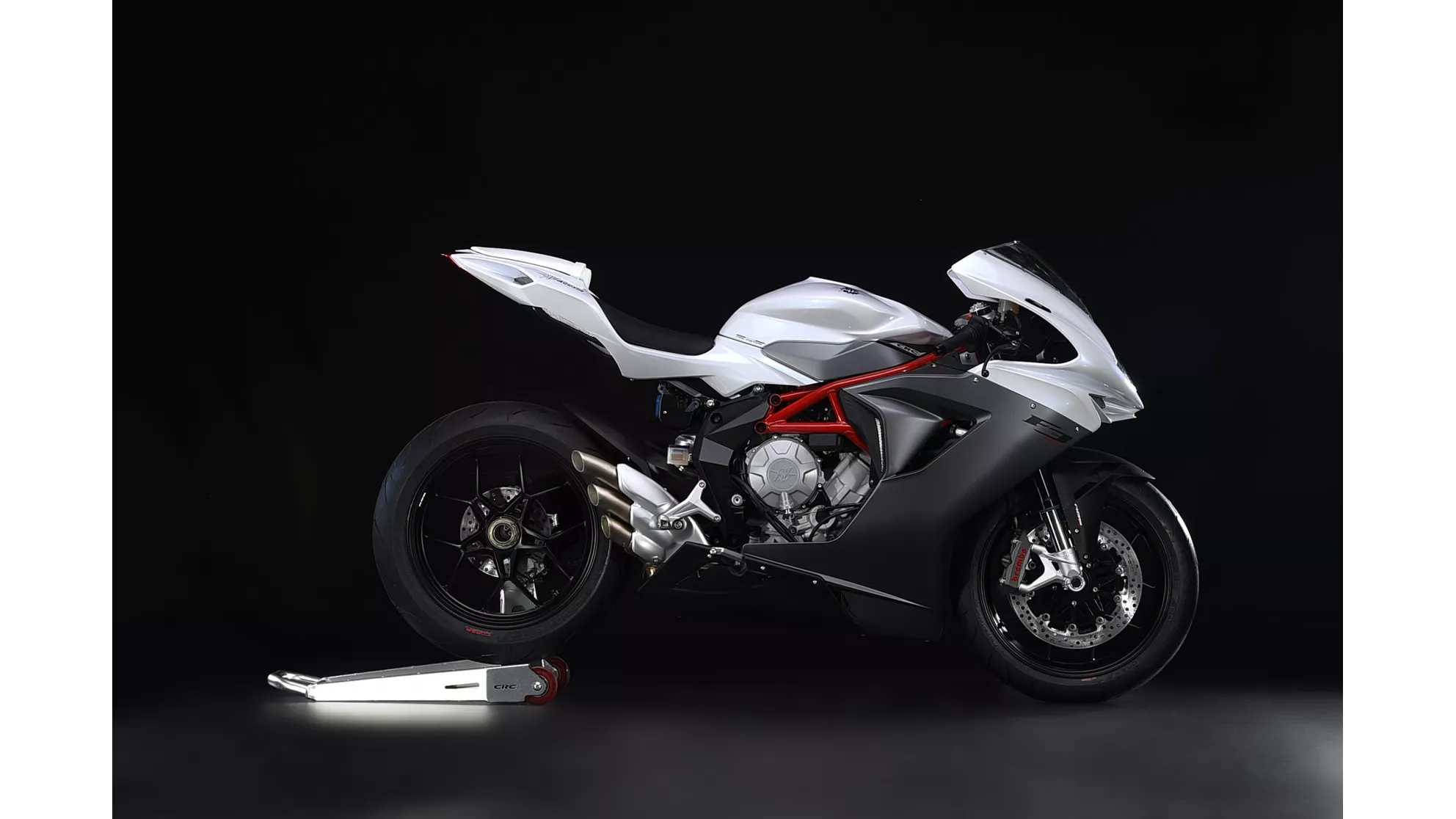 MV Agusta F3 800 - Image 4 MV Agusta F3 800 - Image 4