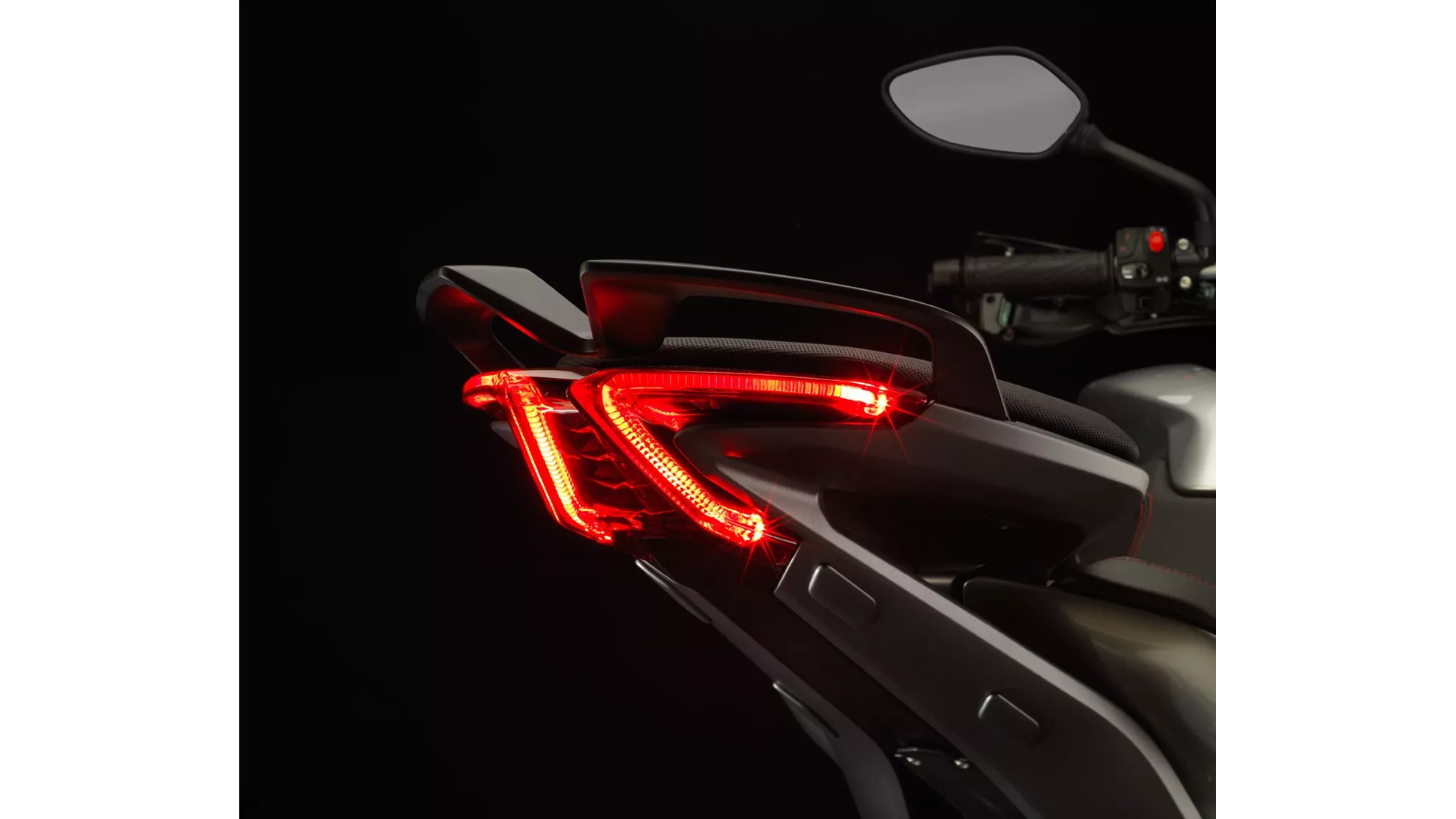 MV Agusta Turismo Veloce 800 - Image 1 MV Agusta Turismo Veloce 800 - Image 1