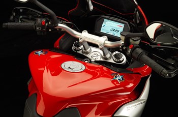 MV Agusta Turismo Veloce 800 2015 - Bild 7