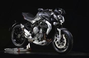 MV Agusta Dragster 800 2015 - Bild 2