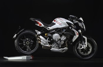 MV Agusta Dragster 800 2015 - Bild 3