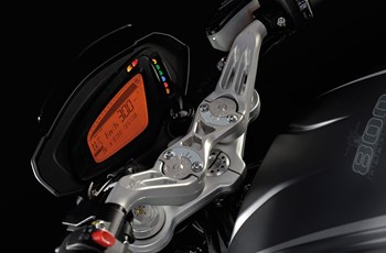 MV Agusta Dragster 800 2015 - Bild 5