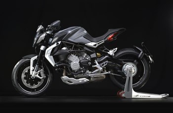 MV Agusta Dragster 800 2015 - Bild 8