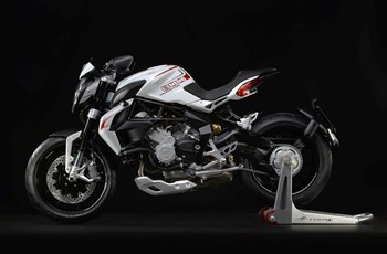 MV Agusta Dragster 800 2015 - Bild 12