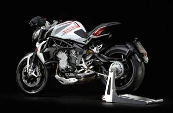 MV Agusta Dragster 800 2015 - Bild 14