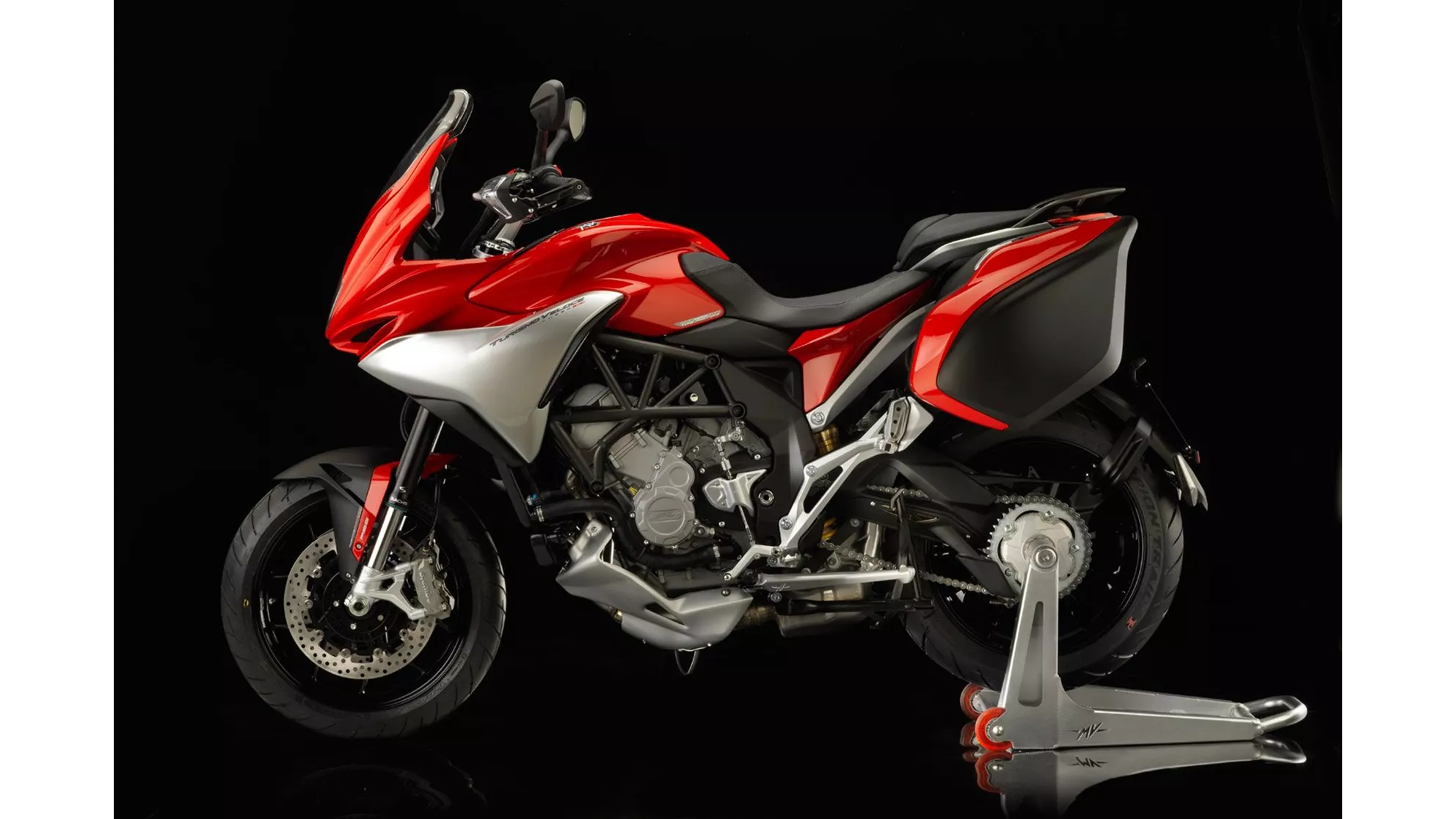 MV Agusta Turismo Veloce 800 Lusso - Image 3 MV Agusta Turismo Veloce 800 Lusso - Image 3