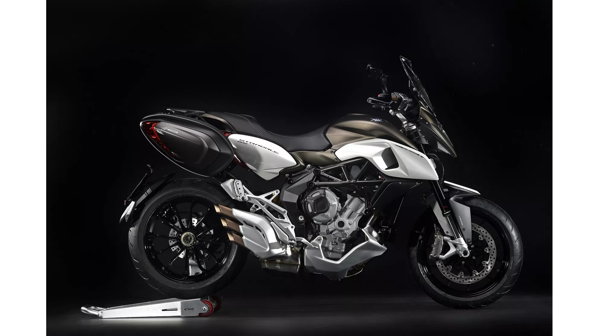 MV Agusta Stradale 800 - Image 5 MV Agusta Stradale 800 - Image 5